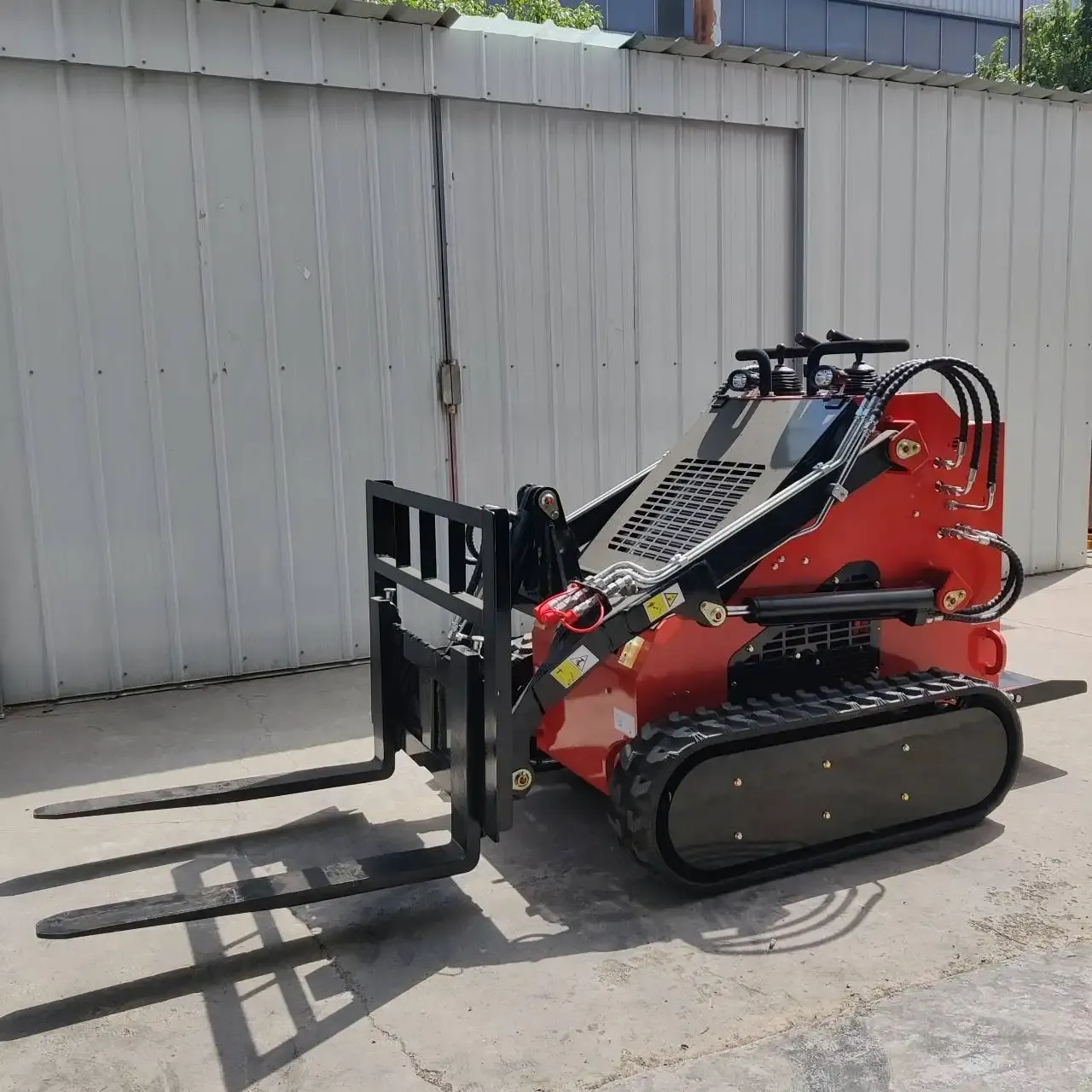 Heavy-Duty Skid Steer Pallet Fork Attachment โ Industrial Cargo & Material Handler - Image 4