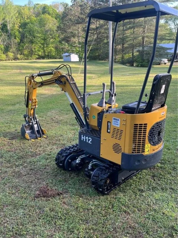1-Ton Mini Compact Excavator โ 13.5HP Briggs & Stratton Engine Micro Crawler Digger (AGT-H12) - Image 4