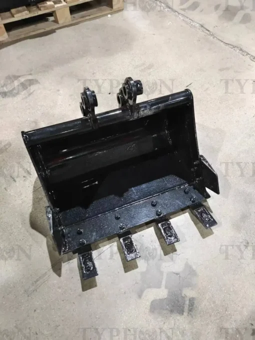 23โณ Heavy-Duty Toothed Trenching Bucket โ For 2.0 to 3.5-Ton Mini Excavators