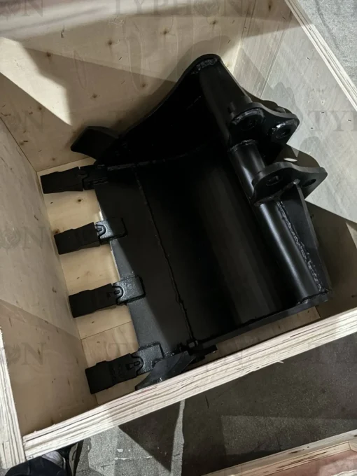 23โณ Heavy-Duty Toothed Trenching Bucket โ For 2.0 to 3.5-Ton Mini Excavators - Image 2