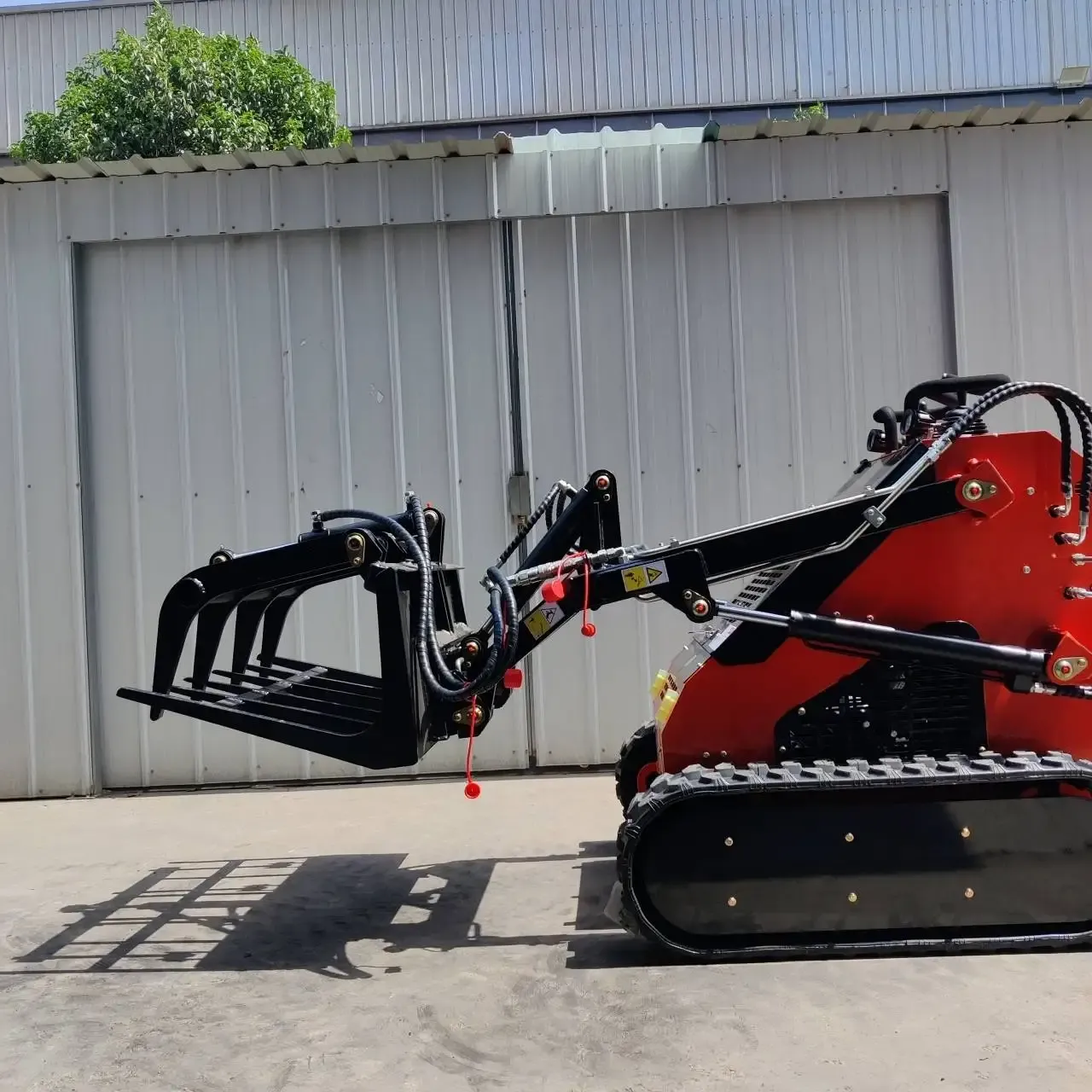 Heavy-Duty Skid Steer Bulldozer Blade Attachment - Image 4