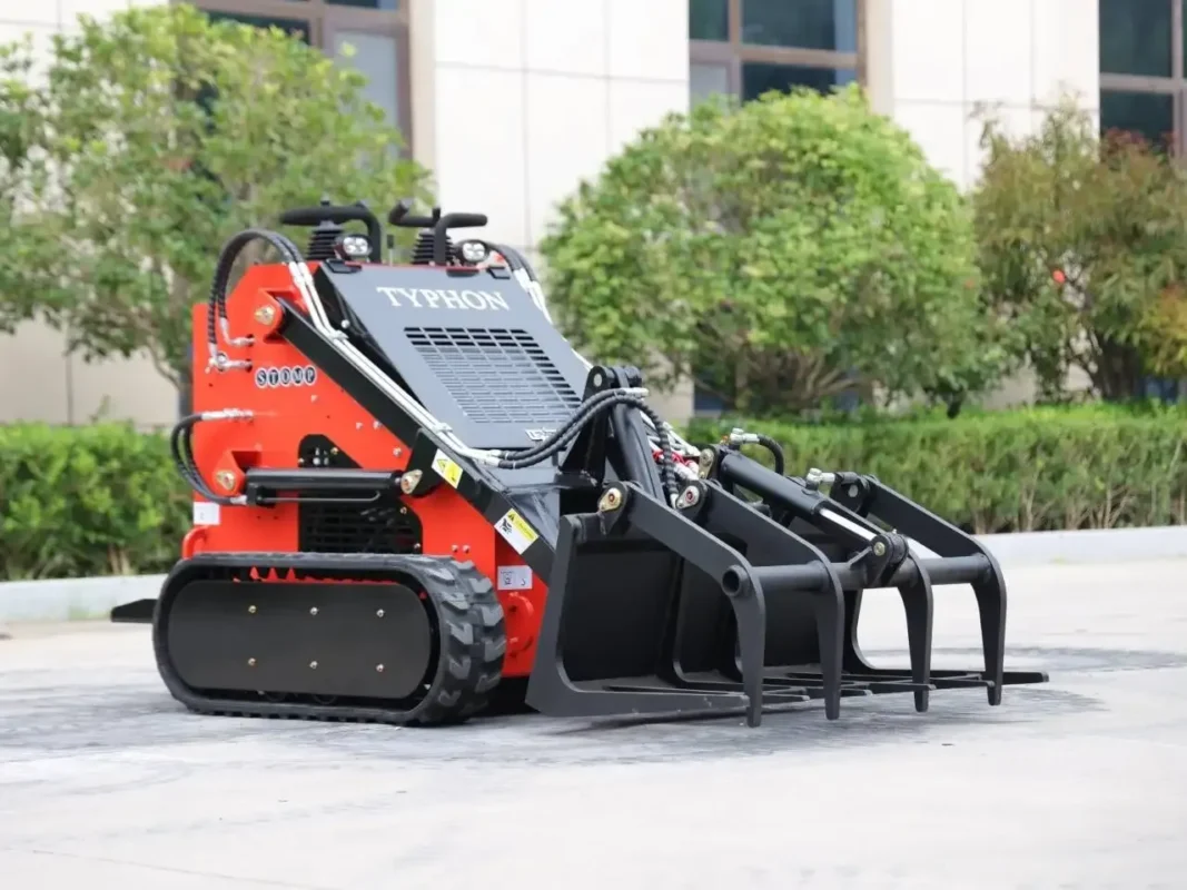 Heavy-Duty Skid Steer Bulldozer Blade Attachment - Image 6