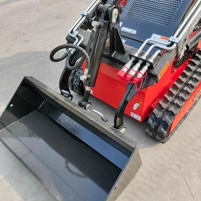 TYPHON STOMP 507 Mini Skid Steer Loader โ 1,760 lbs, 13.5 HP Gas EPA Engine - Image 3